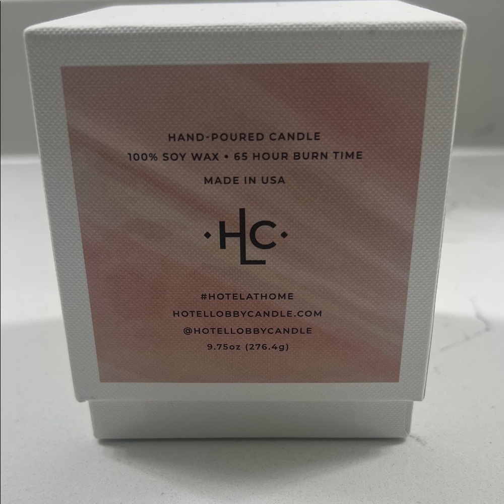 HOTEL LOBBY Brand Candle
Signature Scent
Hand-Poured Soy Candle - Elegant Pink
